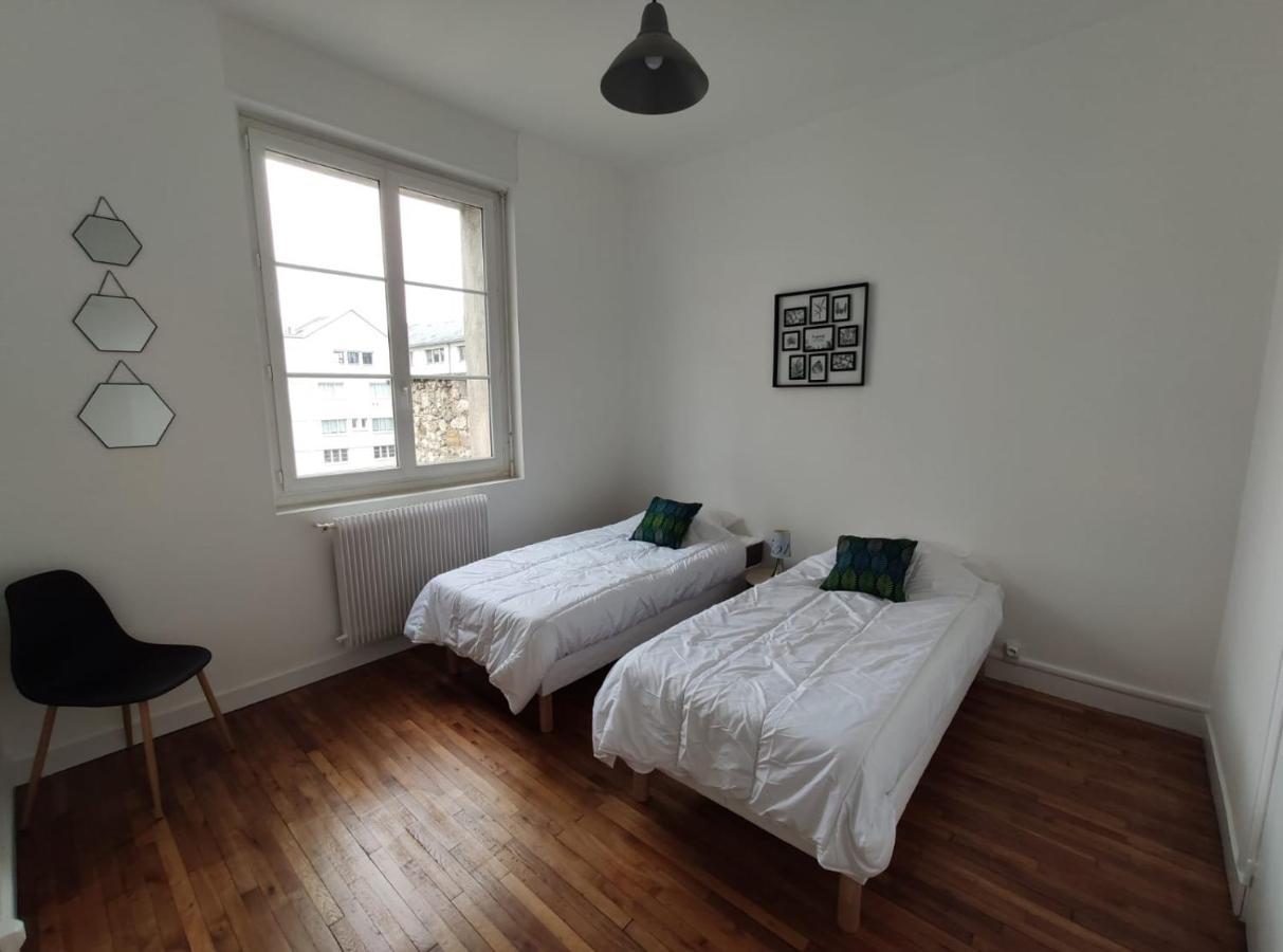 Appartement 1-6 Pers Situe Entre Les Ponts Saumur Exteriör bild
